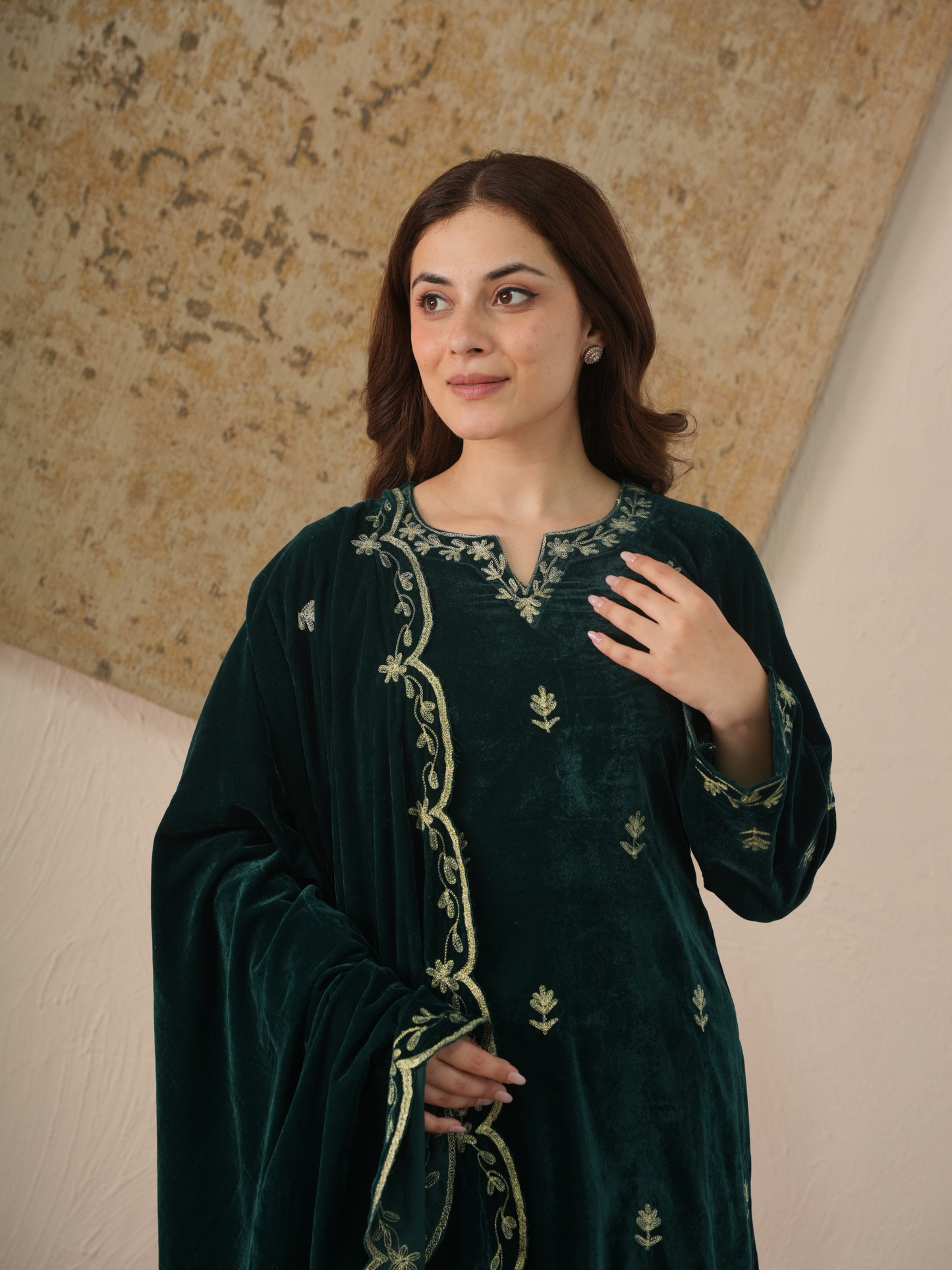 Aamira Deep Green Velvet Kurta With Pants & Dupatta