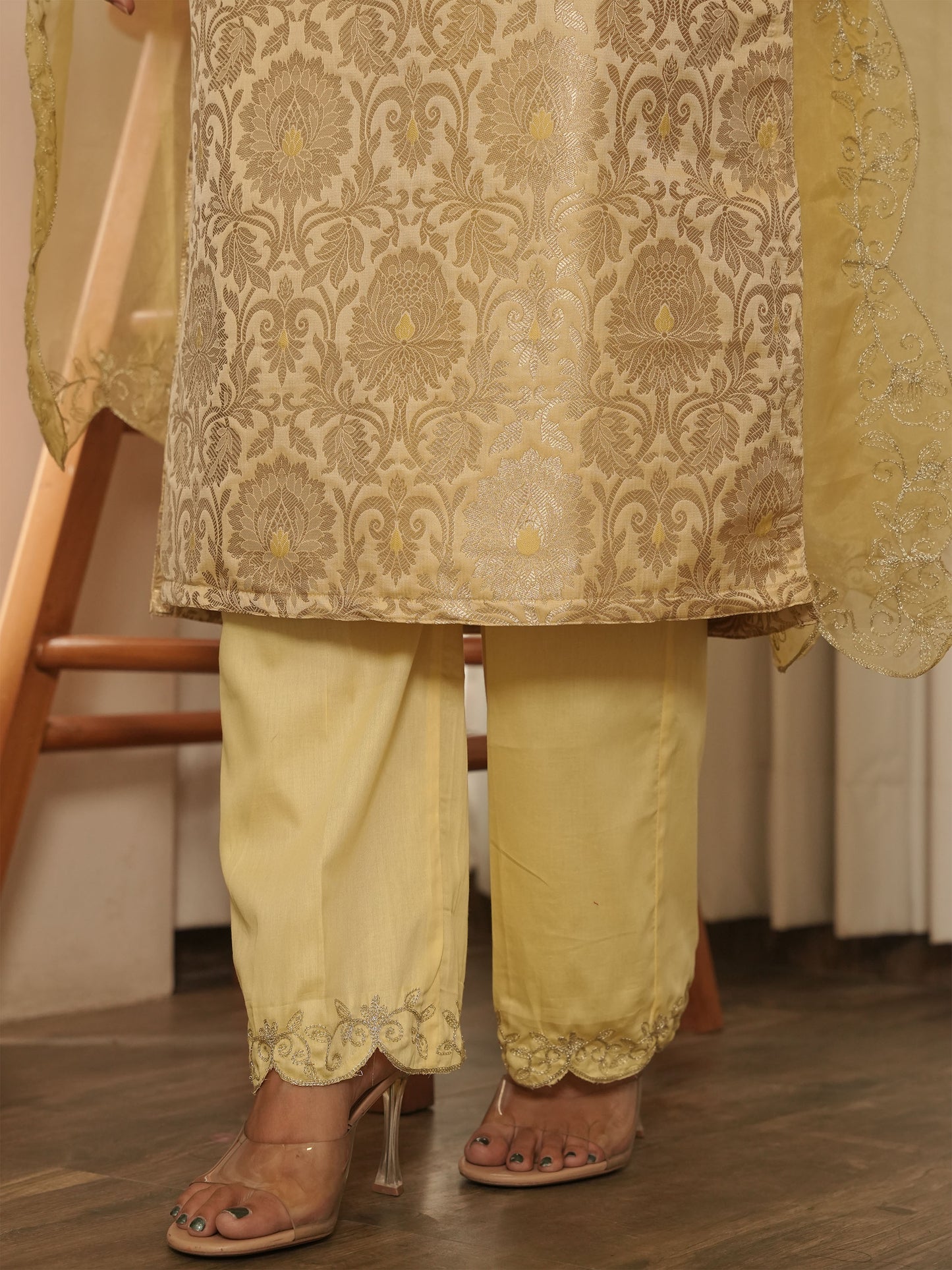 Dhara Banarasi Set