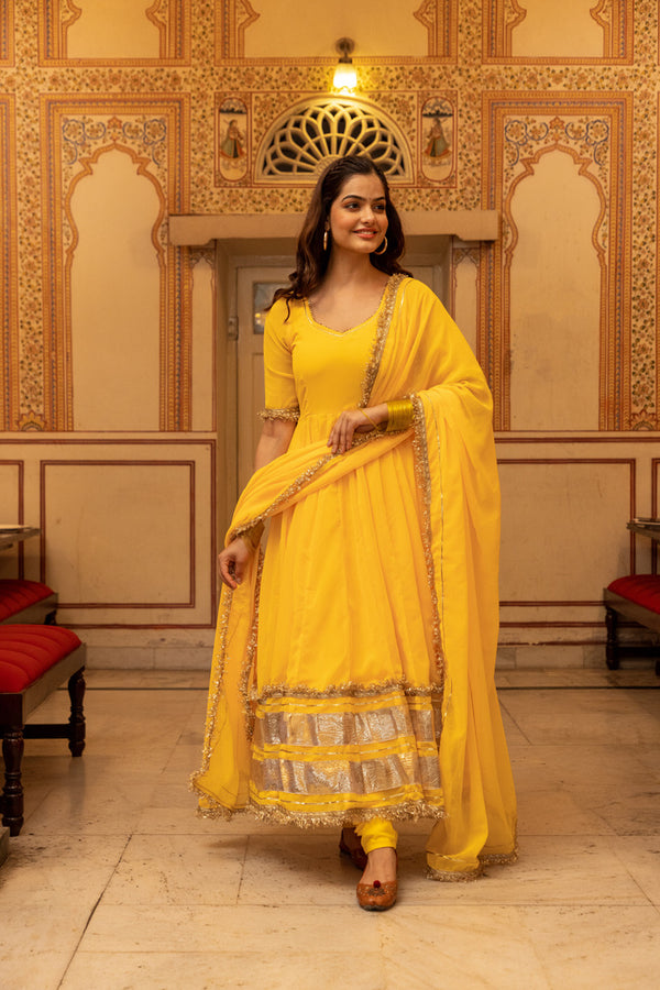 Pehno'Sa Mandakini Suit Set