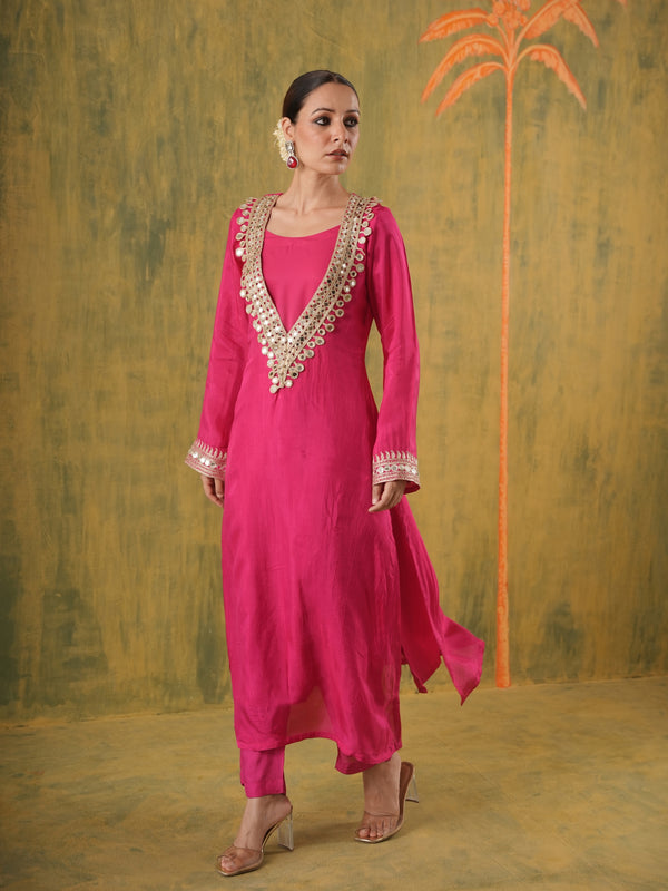 Rani Aabroo Mirrorwork Silk Kurta Set
