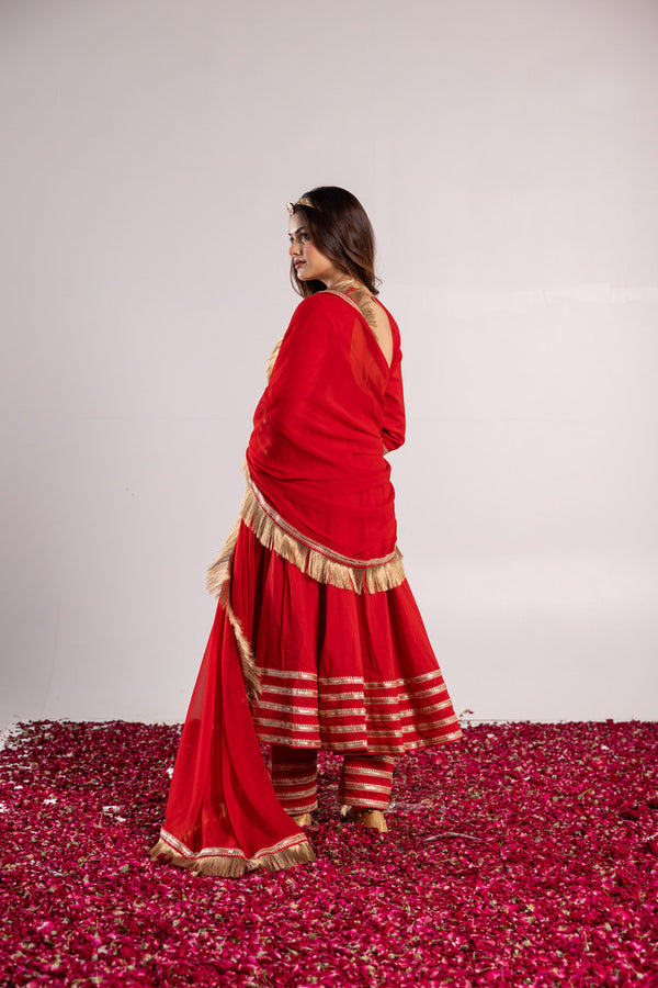 Pehno'Sa Laal Bagh Set