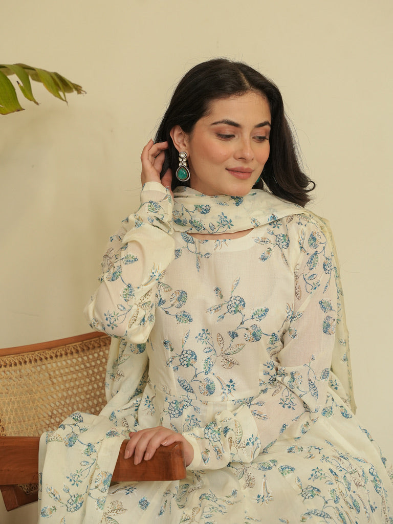 Adaa Anarkali Set