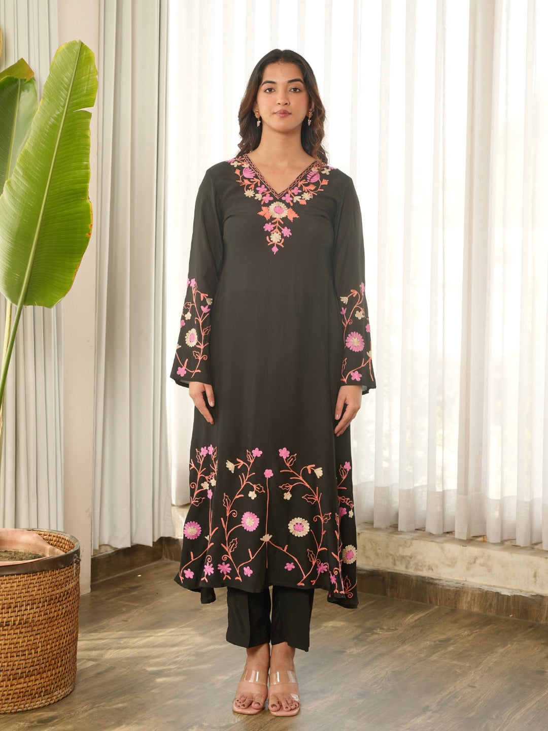 Black Floral Embroidered Muslin Kurta Set with Straight Pants