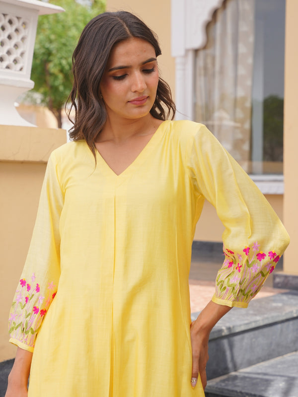 Sunflower Floral Aari Work Chanderi Kurta Set