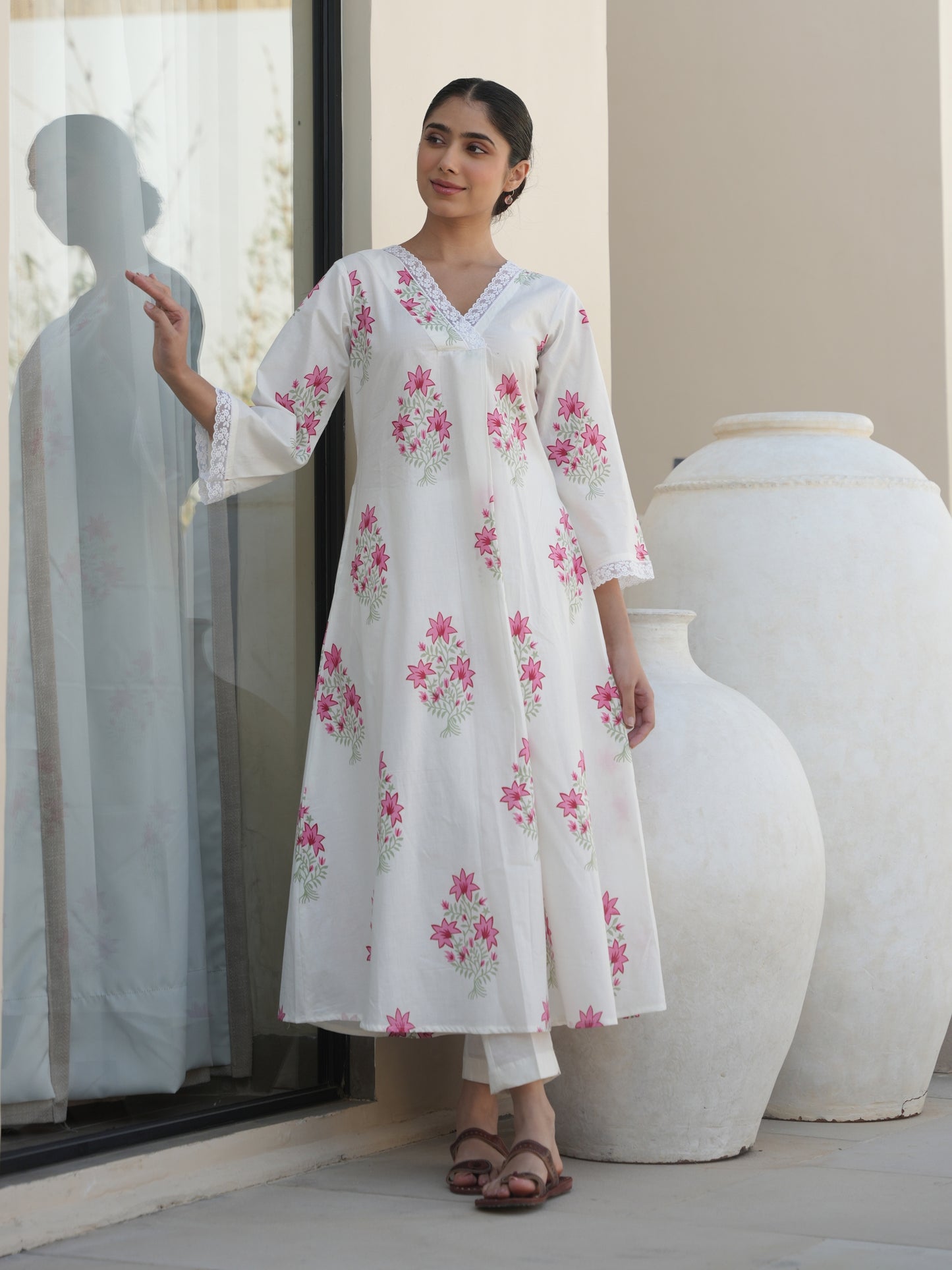 ALOE WHITE COTTON BLOCK PRINT SUIT SET