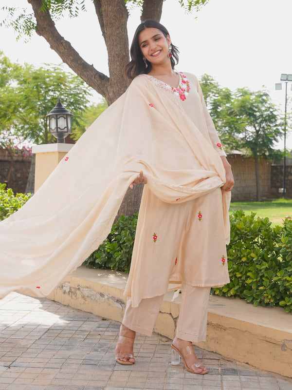Beige Floral Hand Embroidered Chanderi Kurta Set