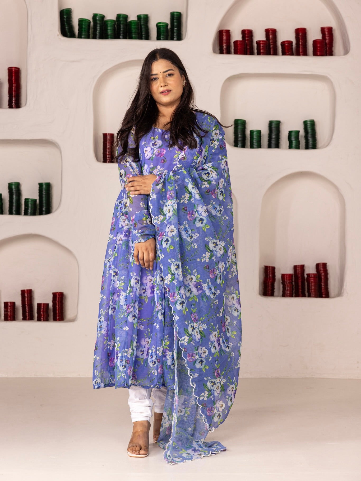 SHREYA LINEN SET