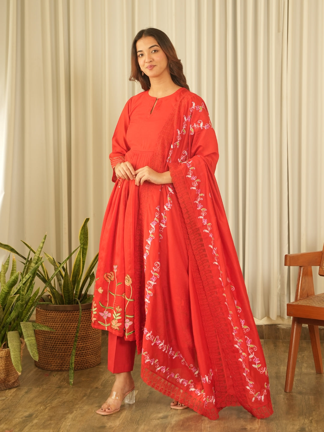 Red Chanderi Aari Embroidery Kurta Set with Pant & Dupatta