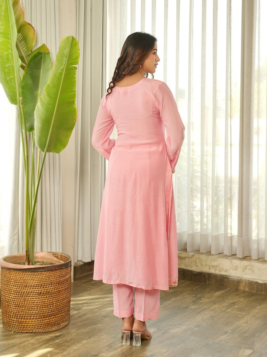 Blush Pink Floral Embroidered Muslin Kurta Set with Pants