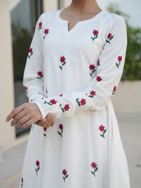 KOWHAI WHITE COTTON FLORAL EMBROIDERED SUIT SET