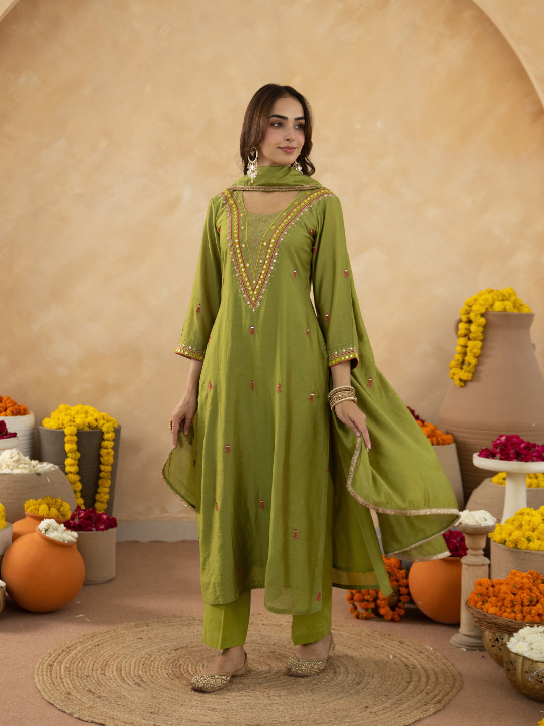 Green Handcrafted Chanderi Mirrorwork Straight Kurta Set