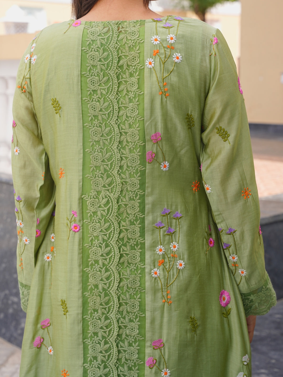 Pista Chanderi Floral Embroidered Kurta Set