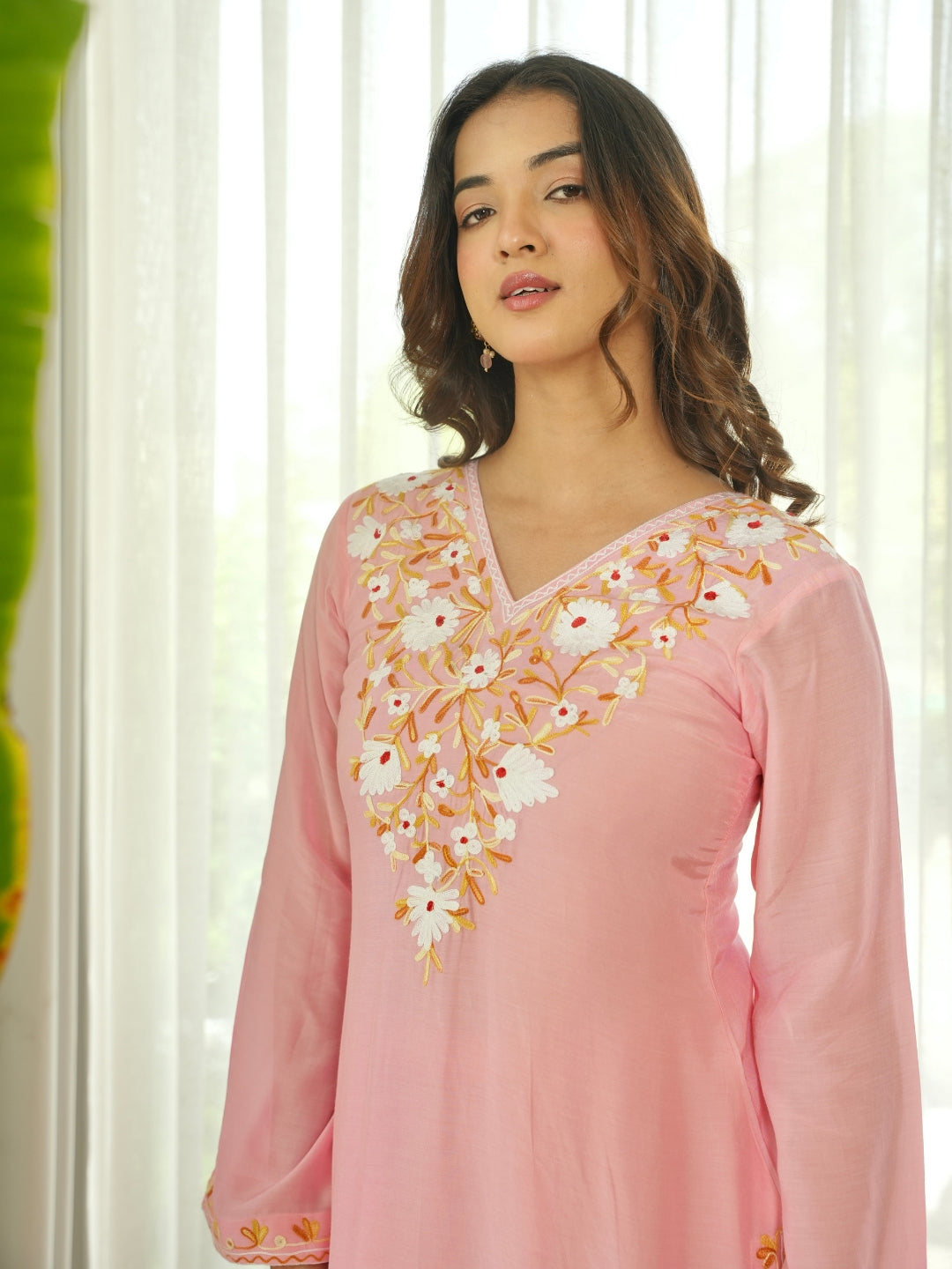 Blush Pink Floral Embroidered Muslin Kurta Set with Pants