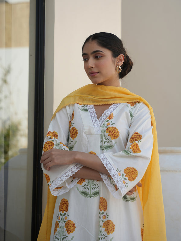 YUCCA WHITE COTTON BLOCK PRINT SUIT SET
