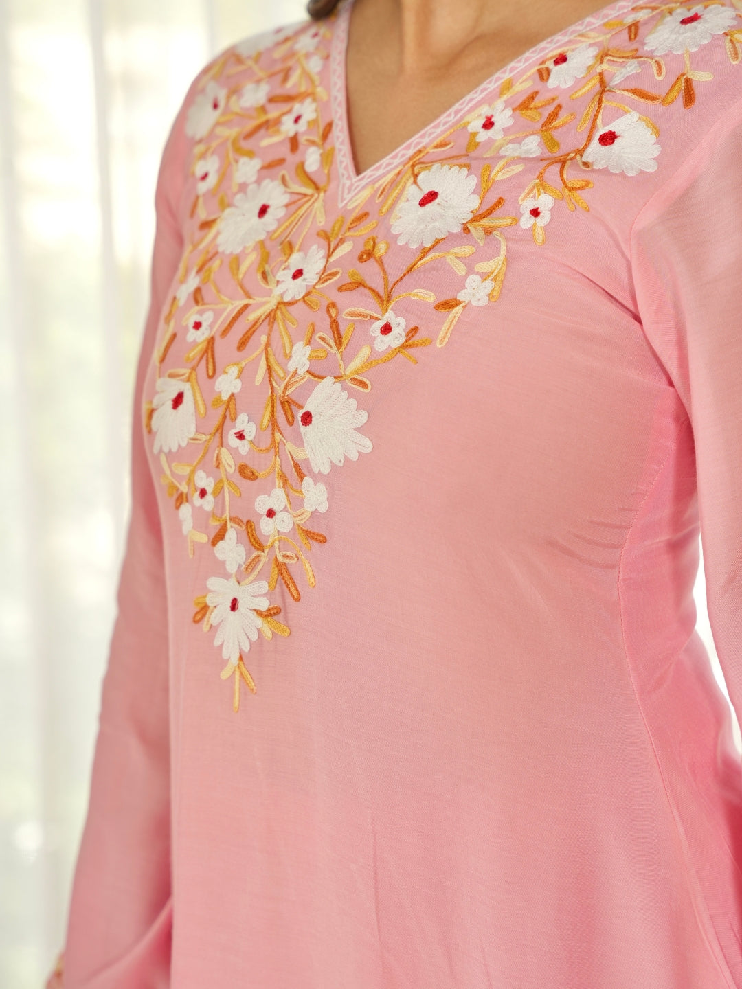 Blush Pink Floral Embroidered Muslin Kurta Set with Pants