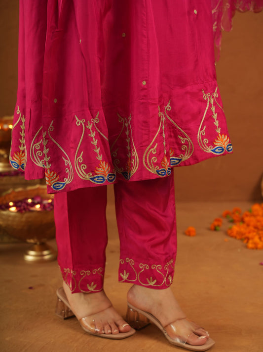 Sunehri Pink Silk Aariwork Suit Set