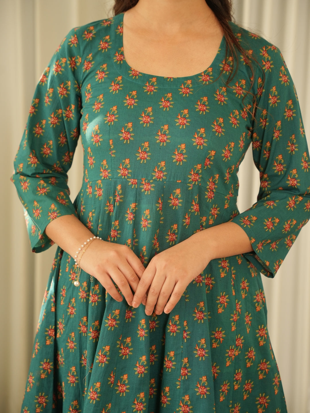 Emerald Green Cotton Suit Set with Pants & Doriya Dupatta