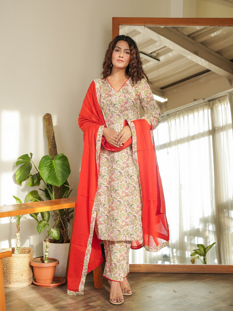 Madhu Suit Set