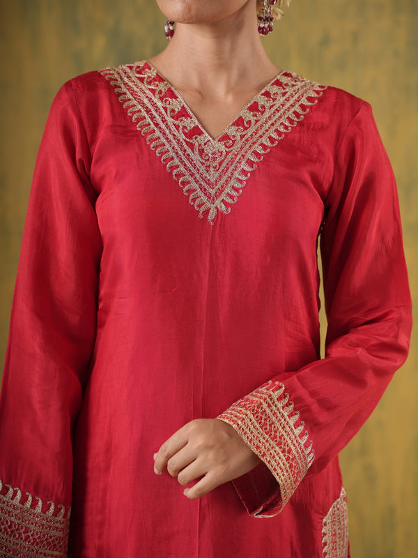 Rani Gulaab Silk Aari Embroidery Suit Set