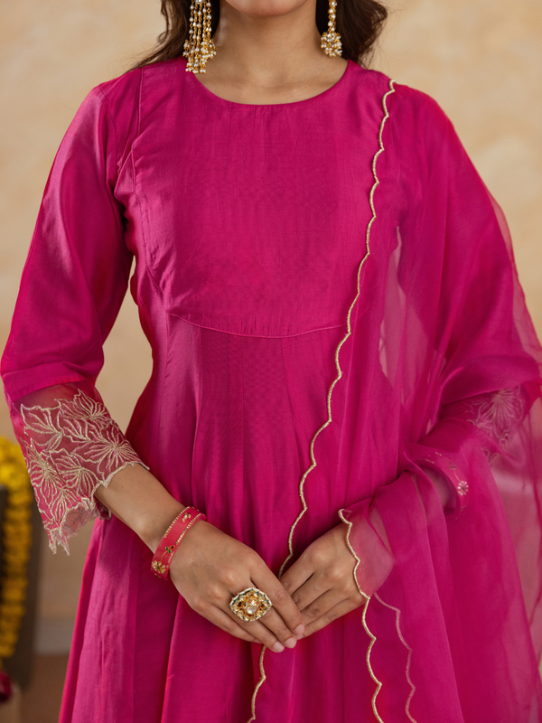 Fuchsia Pink Chanderi Embroidered Kurta Set with  Organza Dupatta