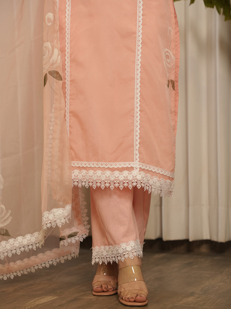Kainaat Suit Set