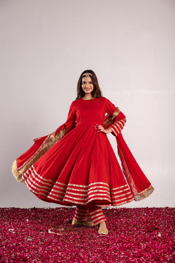 Pehno'Sa Laal Bagh Set