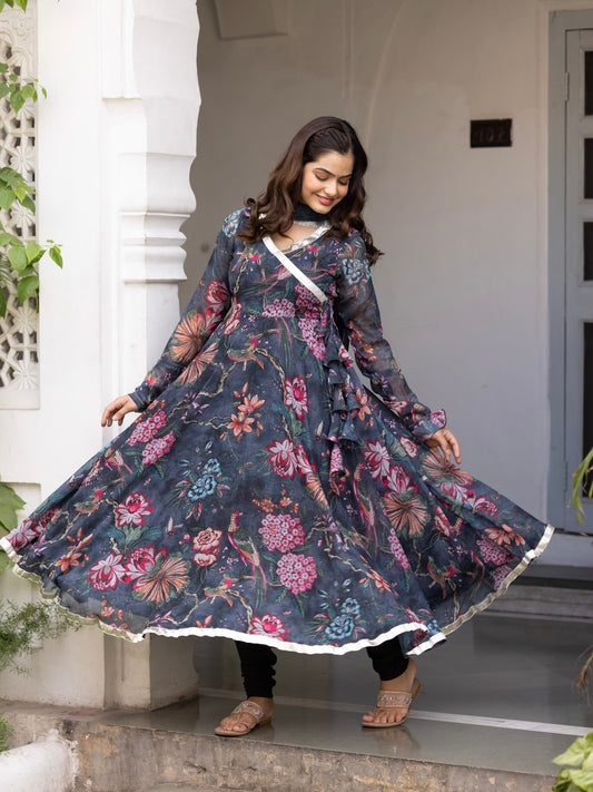 Pehno'Sa Shobha Suit Set