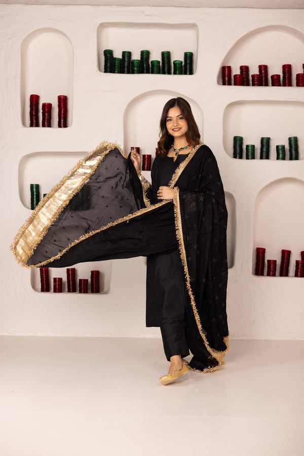 Pehno'Sa Ateefa Suit Set