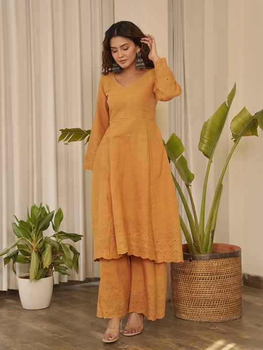 PEELA GULAAB KURTA SET