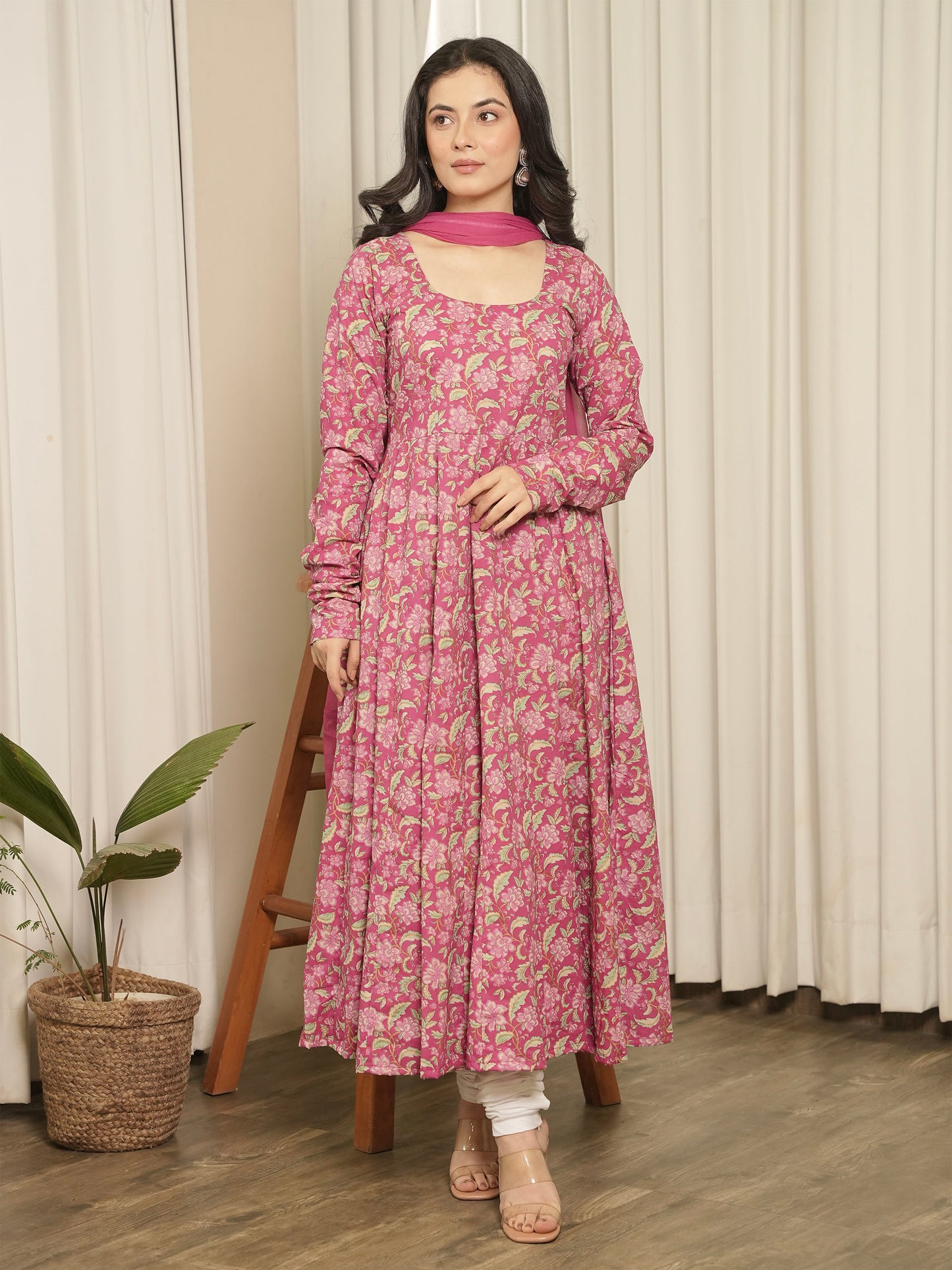 AISH ANARKALI SET