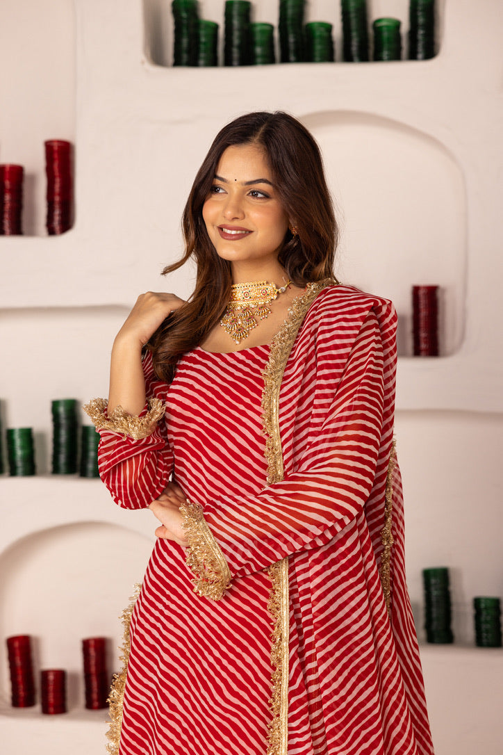 Pehno'Sa Laal Shehzadi Sharara Set