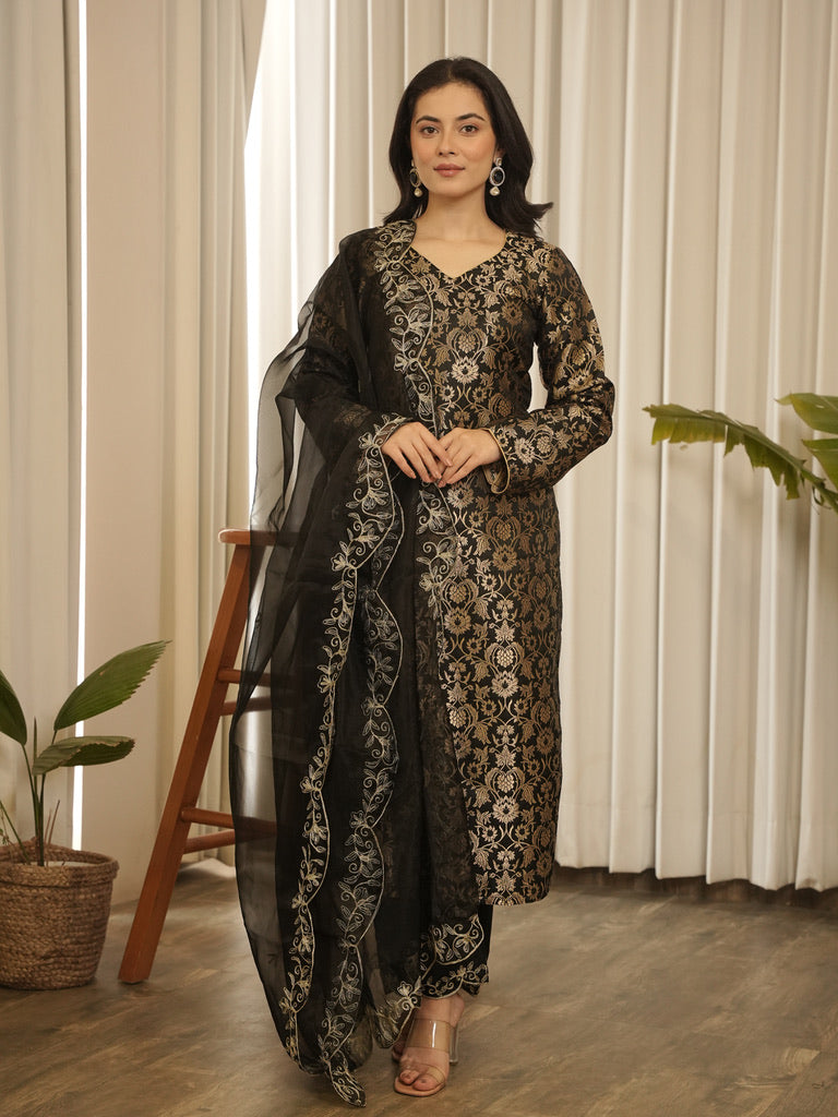 Rani Banarasi Set