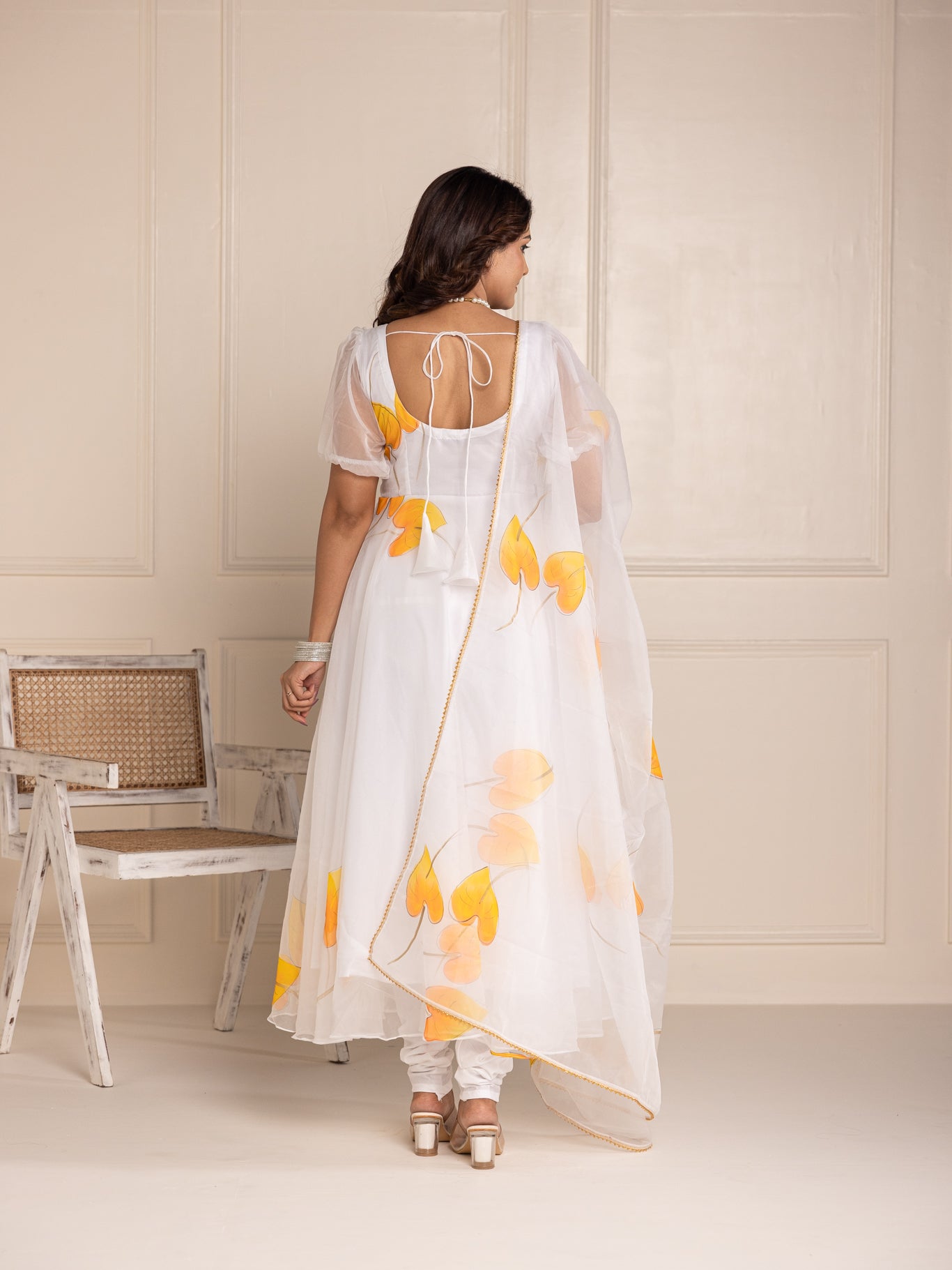 Ishita Suit Set