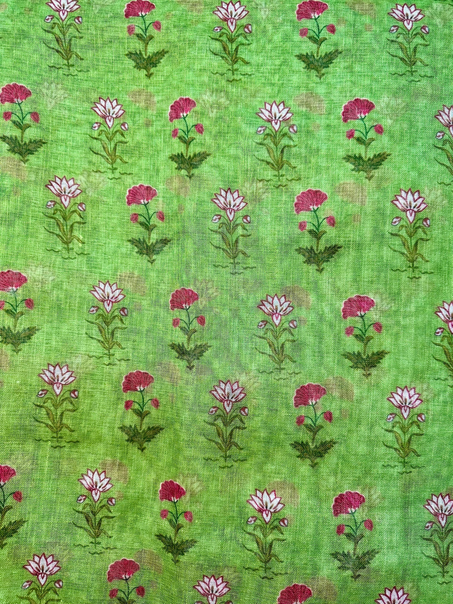 Naira Linen