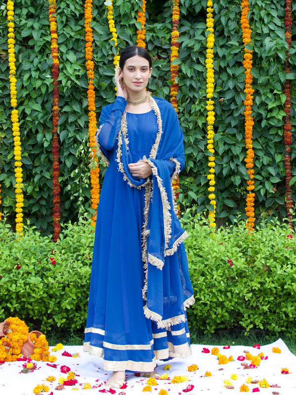 Leela Vintage Suit Set