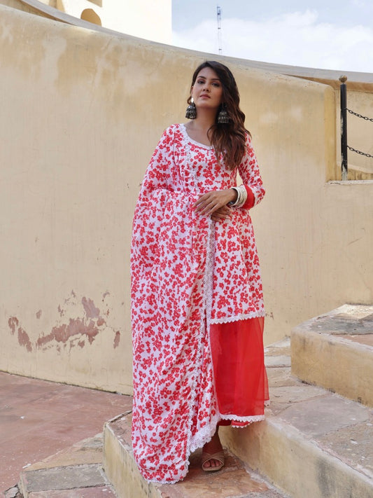 Nyraa Suit Set