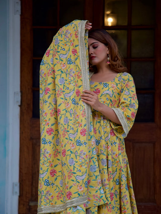 Mala Suit Set
