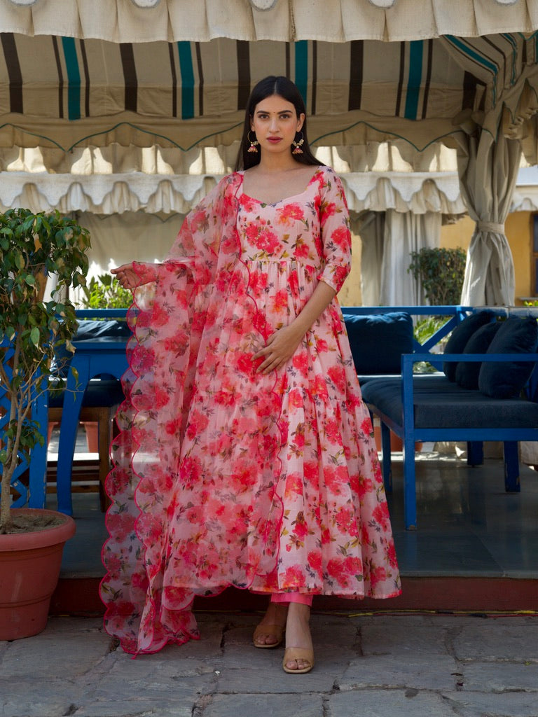 Saanvi Suit Set