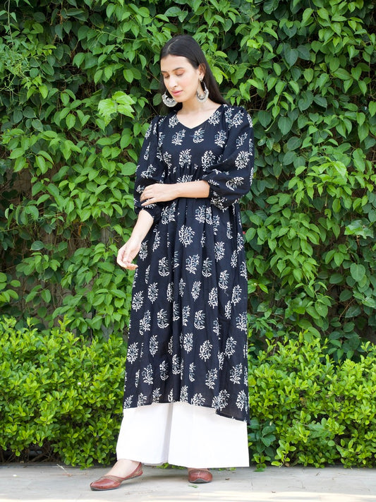 Krishna Kameez Set