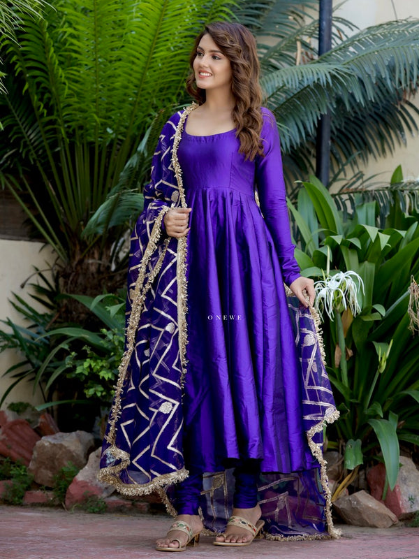 Madhubala Silk Suit Set