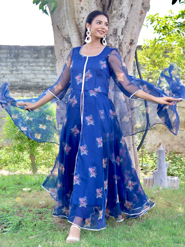 Niraali Suit Set