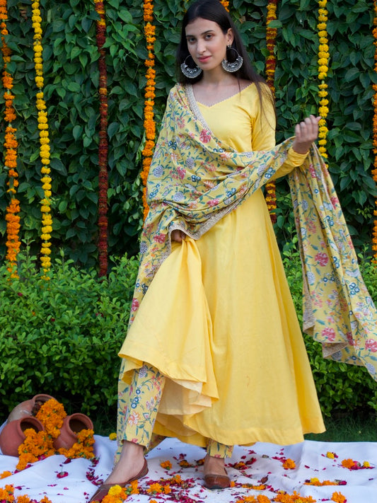 Reeva Bageecha Suit Set