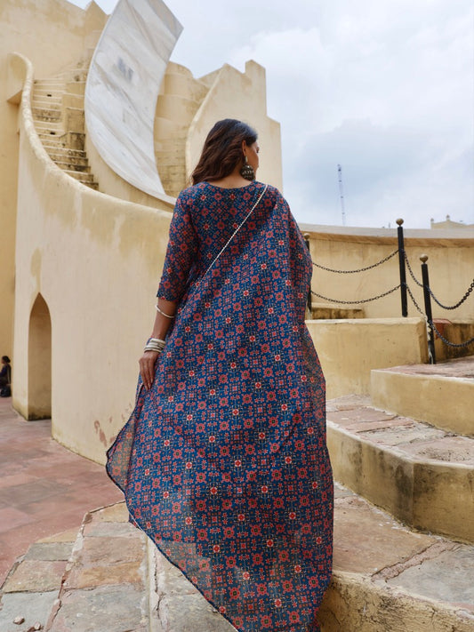 Mishri Suit Set