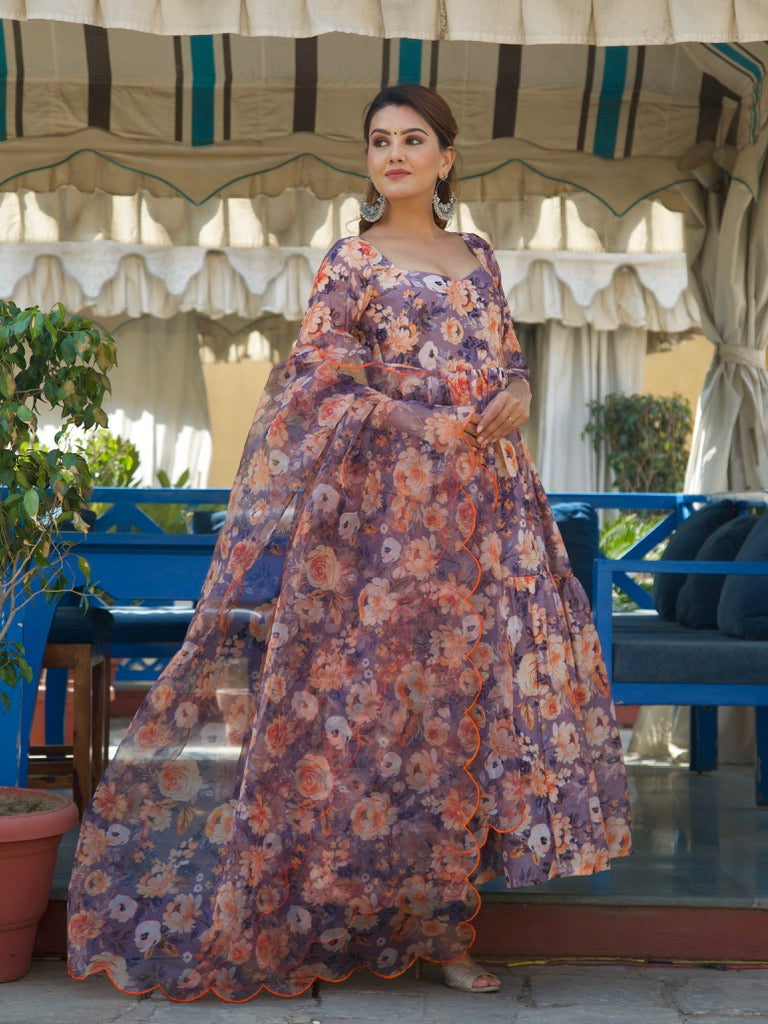 Maanvi Suit Set