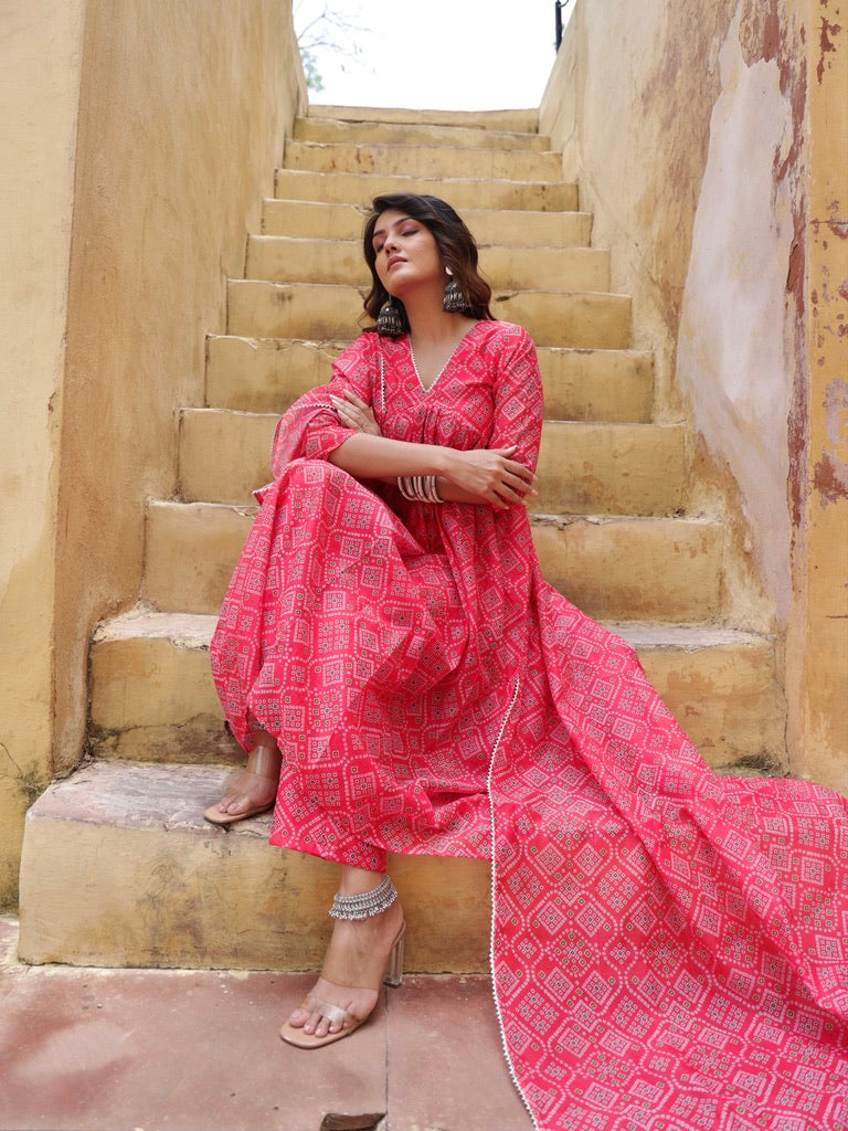 Roopali Suit Set