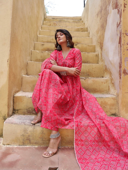 Roopali Suit Set