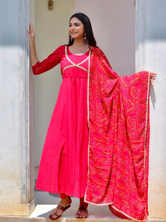 Meera Chundi Suit Set