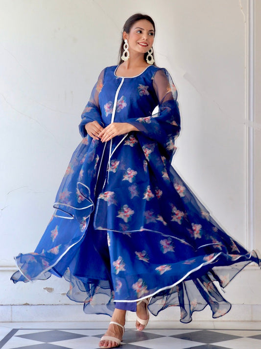 Niraali Suit Set