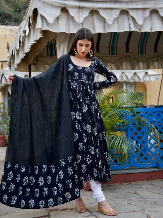 Aasha Anarkali Set